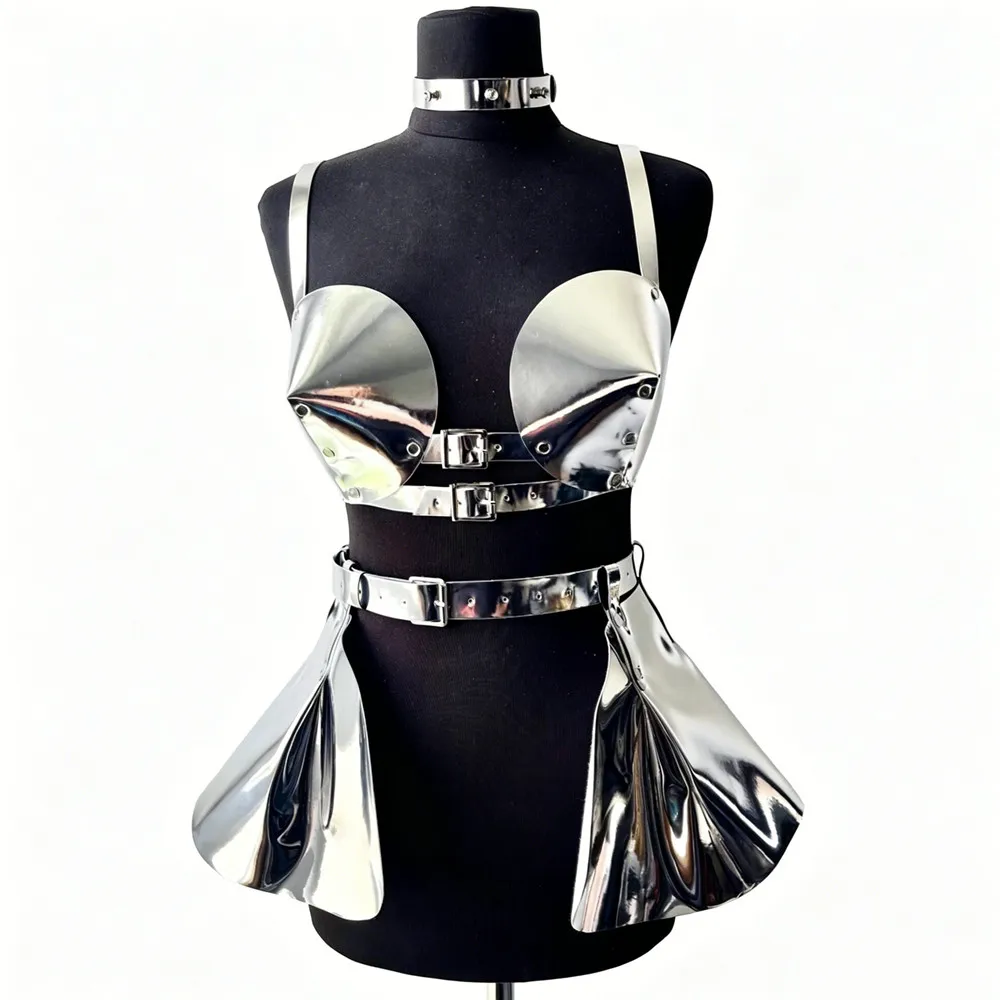 

Carnival Party 2 Pieces Rave Outfit Women Silver Red Laser Leather Bra Mini Skirt Set Bar DJ Dancer Stage Performance Costume