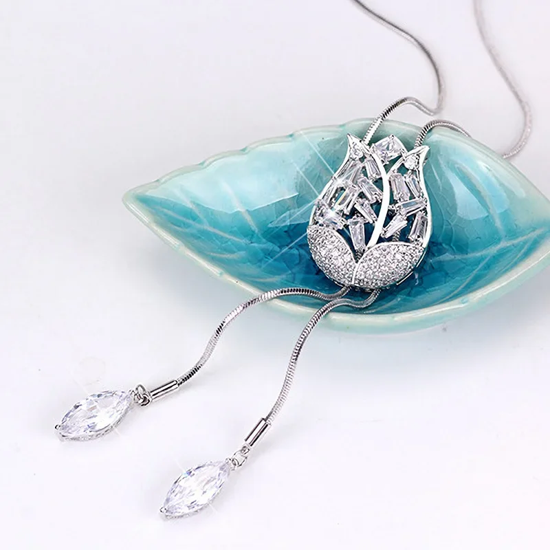 

New autumn and winter season tulip zircon diamond-encrusted sweater chain, versatile long fashionable necklace for women