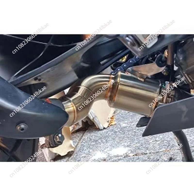 Locomotive Exhaust Pipe DUKE390ADV Modified Middle Exhaust Pipe, Which Can Be Connected To The Tail Section of The Original Car