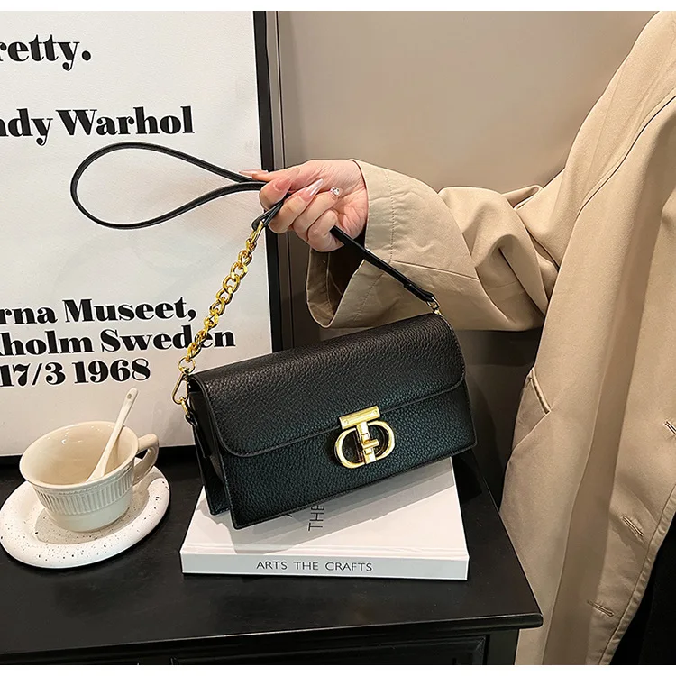 

‌2025 New French Underarm Bag - Women's Designer Square Shoulder Bag, Minimalist Crossbody Purse for Work & Party‌