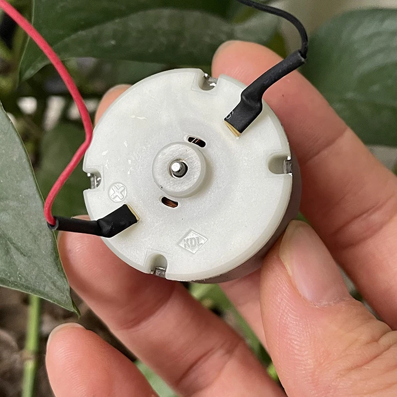 KC500R-13560 مايكرو موتور 6 فولت 9 فولت 12 فولت موتور تيار مباشر 5350 دورة في الدقيقة مايكرو محرك المغزل المستديرة الصغيرة 32 مللي متر لآلة العطر روبوت الكناس #3