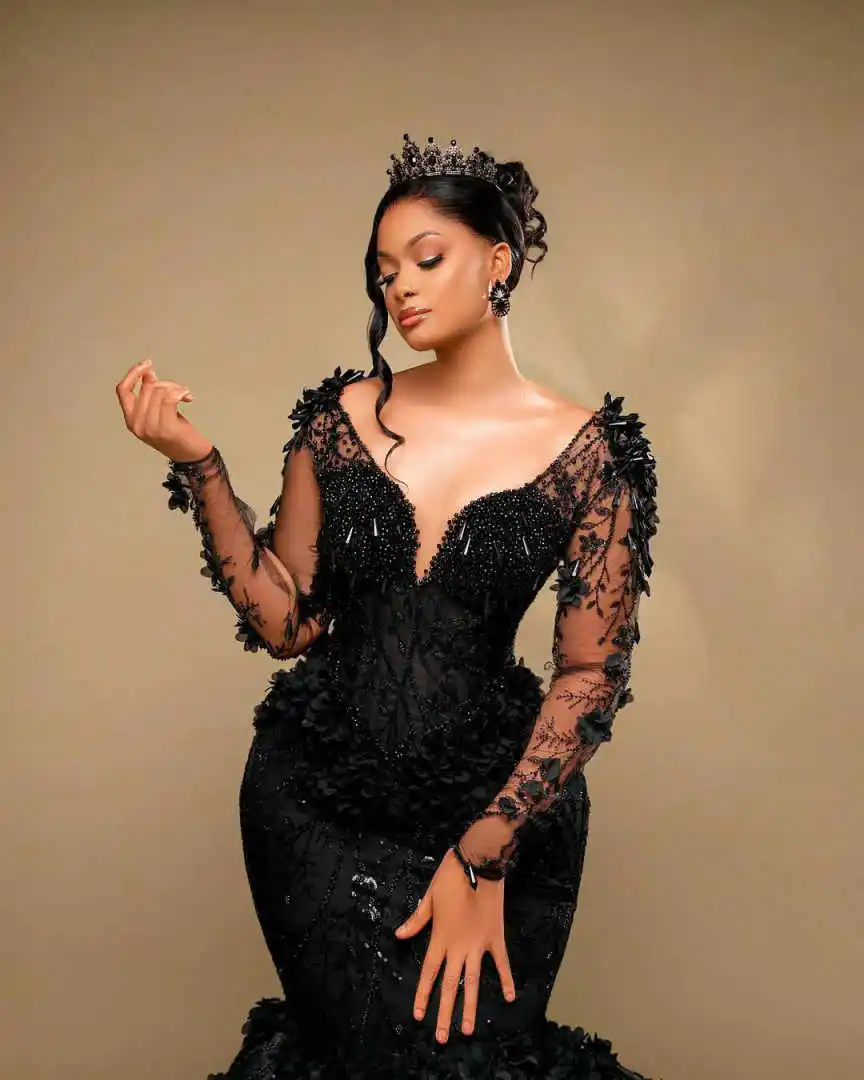 Robes de mariée sirène scintillantes, col en v, avec des Appliques en dentelle et des paillettes perlées, robes de soirée, grande taille, personnalisées