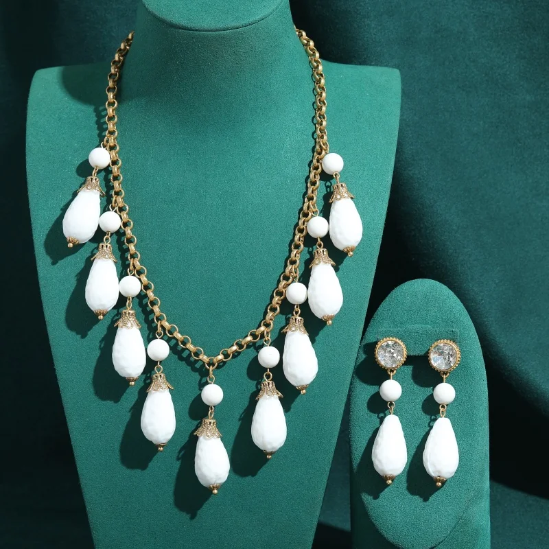 vintage-white-agate-water-droplet-pendant-jewelry-sets-necklace-earrings-luxury-high-quality-wedding-trendy-gift-trends-2026