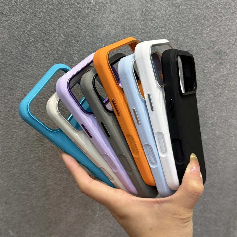 Etui na telefon MagSafe z efektem falującego się wody i metalową ramką, kompatybilne z iPhone 17, 18 Pro Max, 16 Pro, 15, z funkcją bezprzewodowego ładowania, matowe, wykonane z płynnego silikonu. — zdjęcie produktu 6