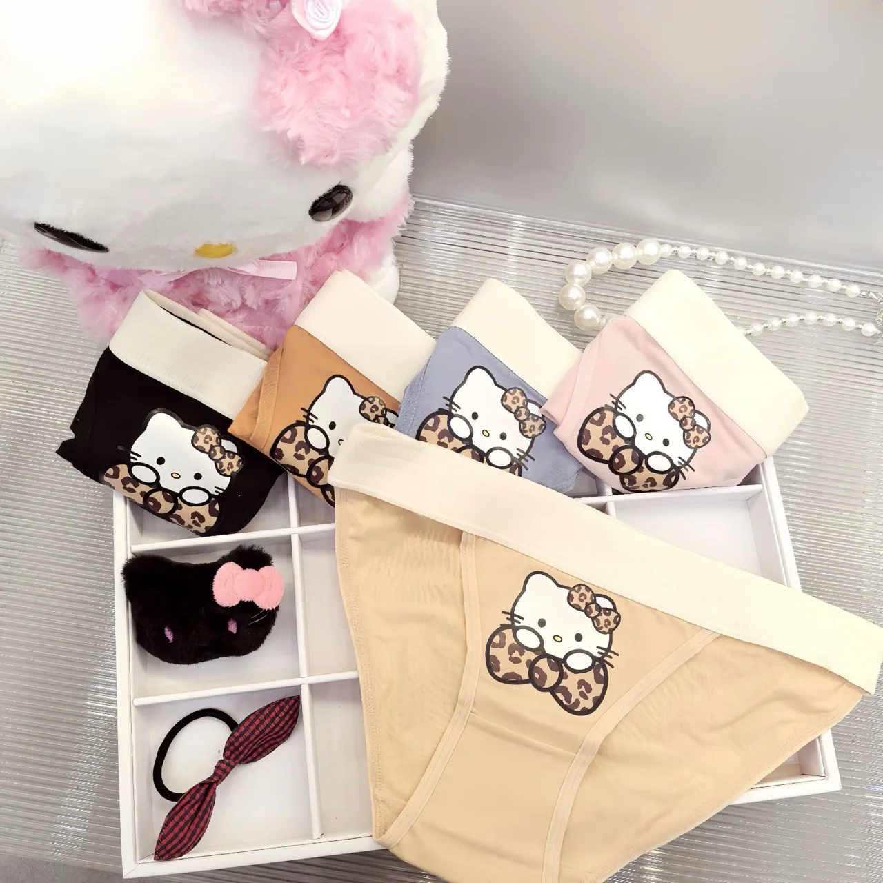

Hello Kitty Sexy Leopard Print Thong Panties Kawaii Cute Cartoon Pure Cotton Women Briefs Girl Gift Comfortable Underpants