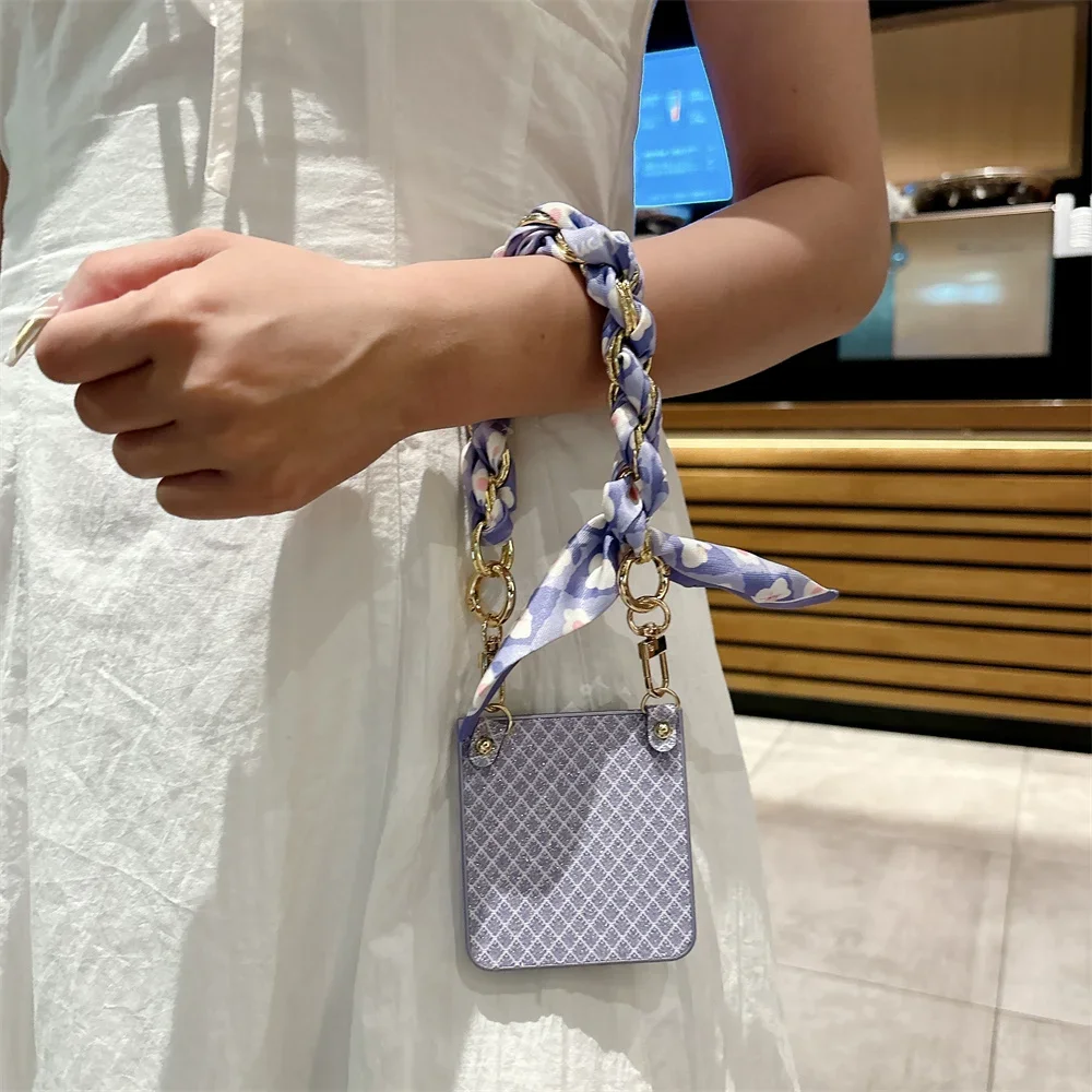 

Elegant Silk Wrist Strap Phone Case for Samsung Galaxy Z Flip 7 6 5 4 Flip7 Flip6 Flip5 Flip4 5G Luxury Leather Protective Cover