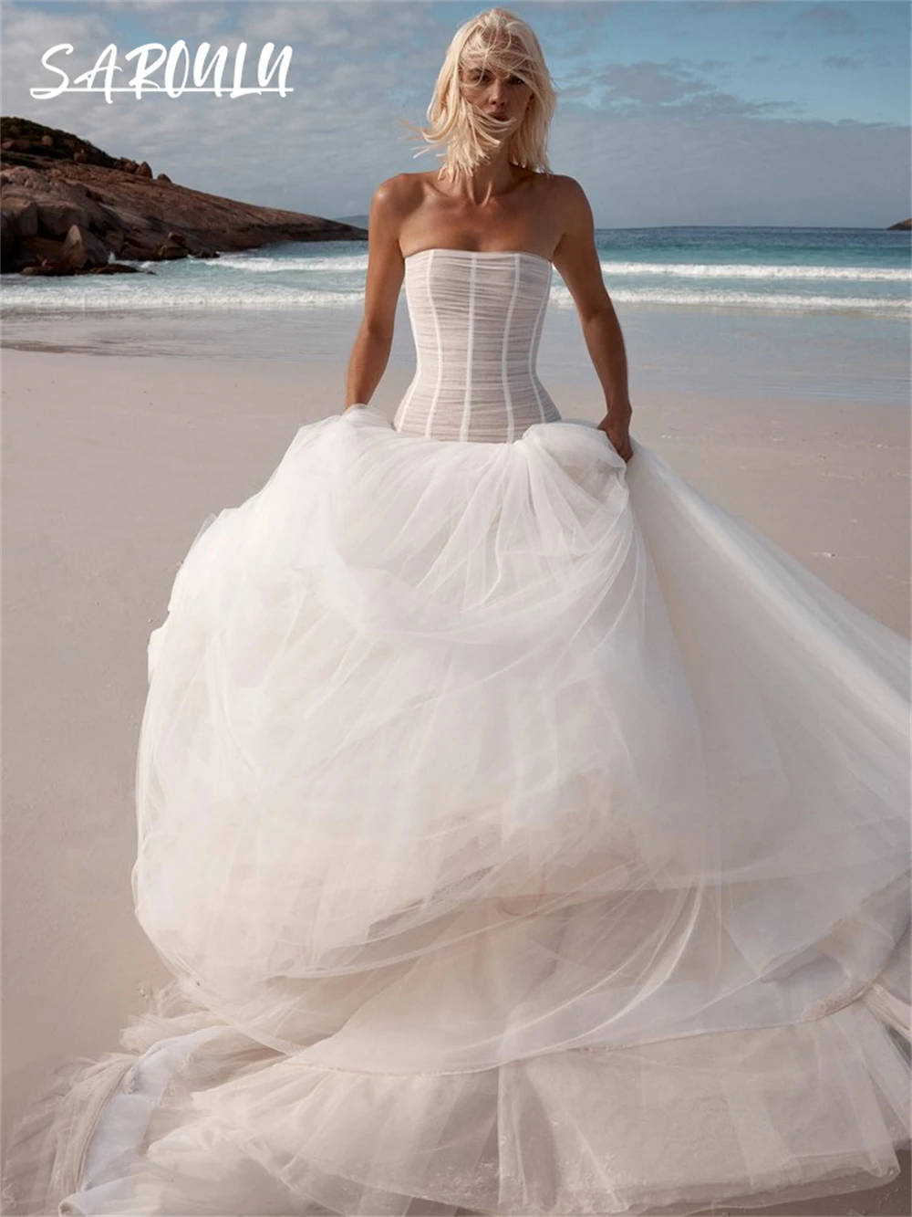 Chic Tulle Strapless Bride Dress, Women's Customized Wedding Dress Pleated Details Beach Bridal Gown Plus Size