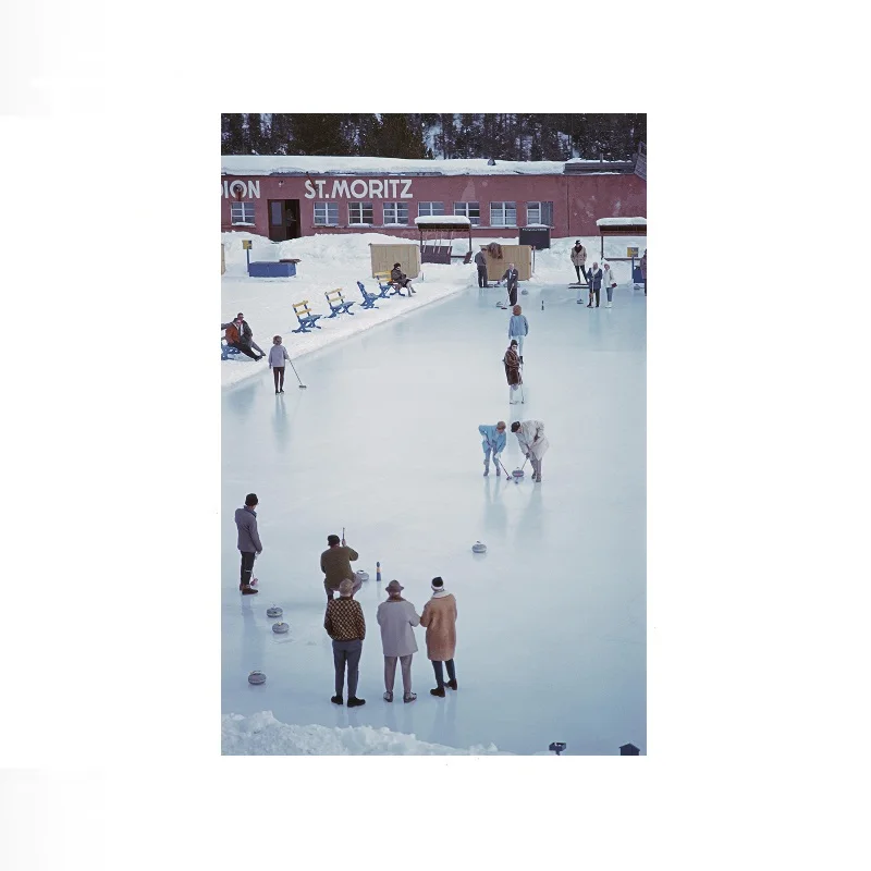 Slim Aarons - Slim Aarons - Snowmass Picnic, Print Art Canvas Poster, For Living Room Decor, Home Wall Picture