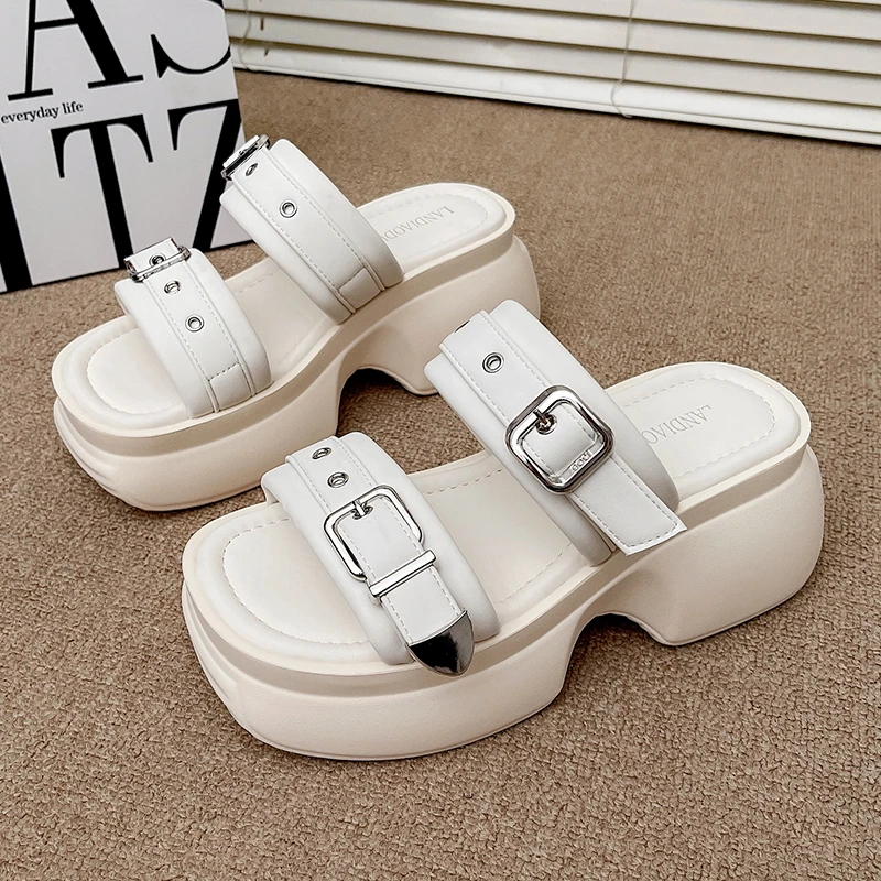 

Летние женские босоножки на высокой платформе 8 см, тапочки на танкетке, новые модные пляжные уличные массивные сандалии, удобные повседневные женские шлепанцы