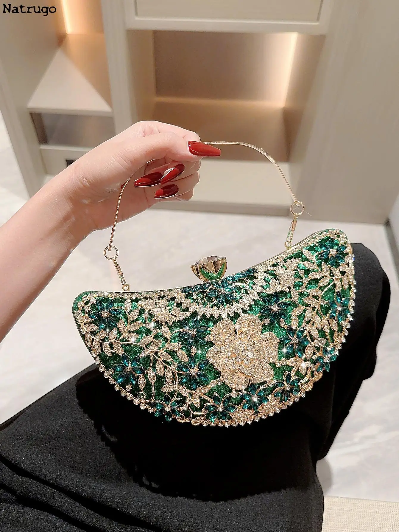 Borse da sera con pochette da donna con diamanti borse da sposa con fiori di cristallo borse lussuosa borsa da pranzo per feste di matrimonio 2023