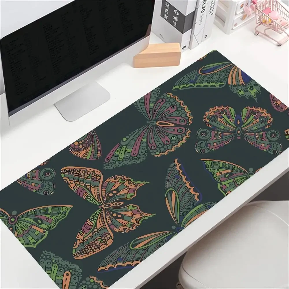 

Xxl mouse pad cute butterfly print computer desk accessories e-sports rubber non-slip large mouse pad game desk pad 900x400mm