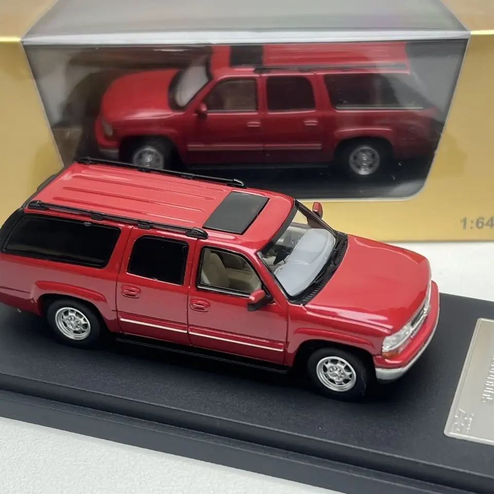 Modelo de Carro em Liga Metálica Mk 1:64 Chevrolet Suburban Preto