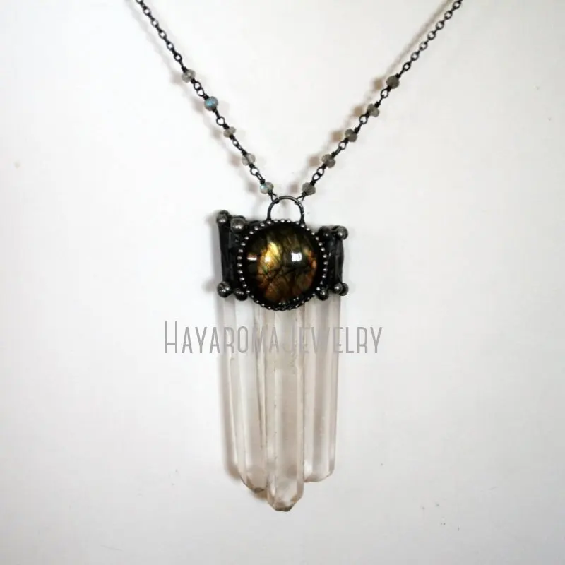 NM43276 Long Quartz Trinity Necklace With Labradorite Clear White Crystals   Statement  Halloween