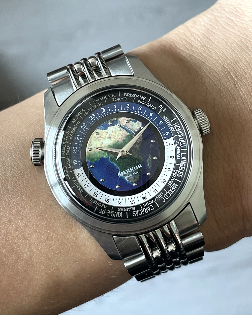 NIEUWE Merkur Dual Crown World Time Watch Retro handmatige mechanische horloges voor herenhorloge Vintage 38 mm Reloj Hombre