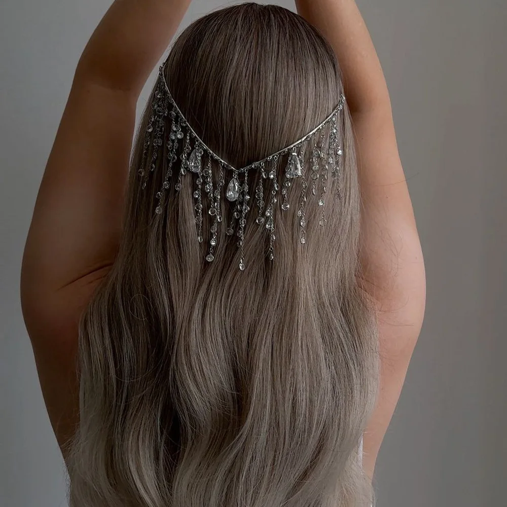 女性用ラインストーンタッセルヘッドバンド1個 - カスケードウォーターフォールデザインの輝くブライダルヘアアクセサリー、プリンセススタイル