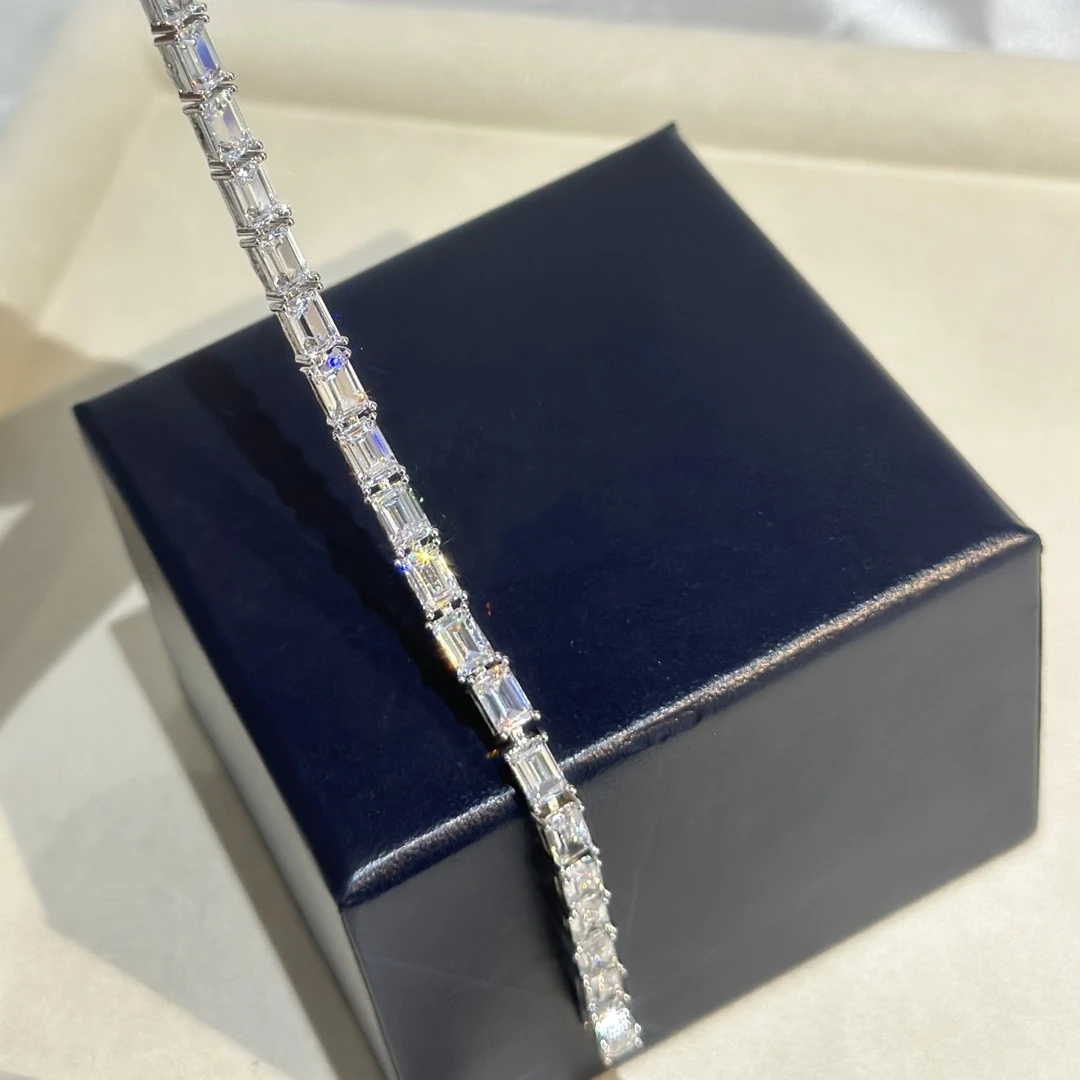 Square Diamond Row Diamond Bracelet Fashionable Luxury Personalized Bracelet Brilliant 2023 New Bracelet