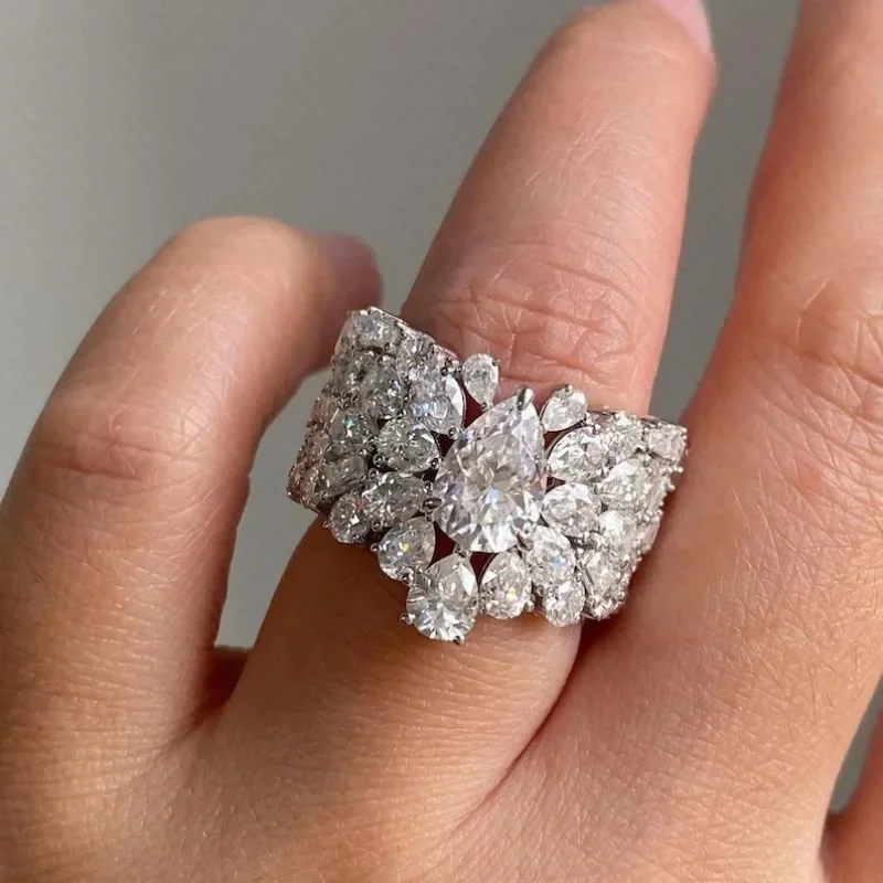 Eleganter Weißer Zirkonia-Ring für Damen, Vintage-Stil, Exquisiter Silberfarbener Funkelnder Verlobungs- und Ehering, Stilvoller Schmuck