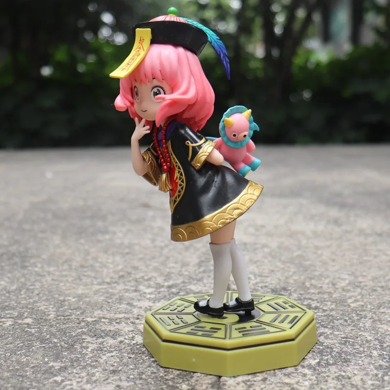 18 ซม.อะนิเมะ Anya Forger COS zombie ยืนท่าทาง Action Figure PVC ของเล่นตุ๊กตาเดสก์ท็อปเครื่องประดับคอลเลกชันของขวัญ