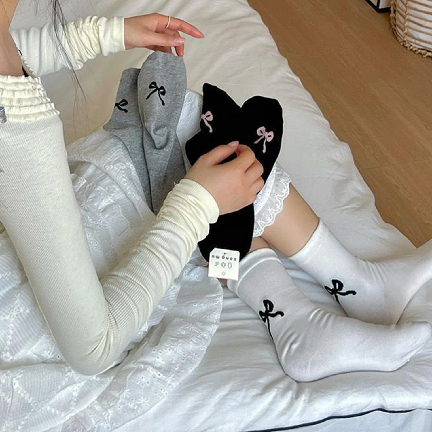 1 Pair Socks For Women Sweet Fashion Solid Color Classic Bow Print Socks Breathable Harajuku Non-Slip Daily Wear Ankle Socks