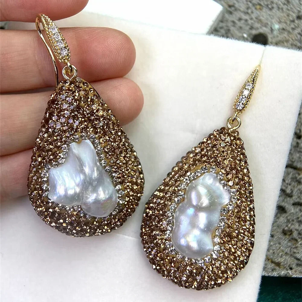 Natürliche barocke Süßwasserperle Wassertropfen Ohrringe Leder Grau Strass Kristall Schmuck für Frauen Schlangenhaut Muster Rückseite