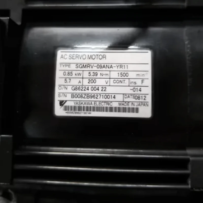 Motor Servo Yaskawa SGMRV-09ANA-YR11 Baru Pengiriman Dipercepat