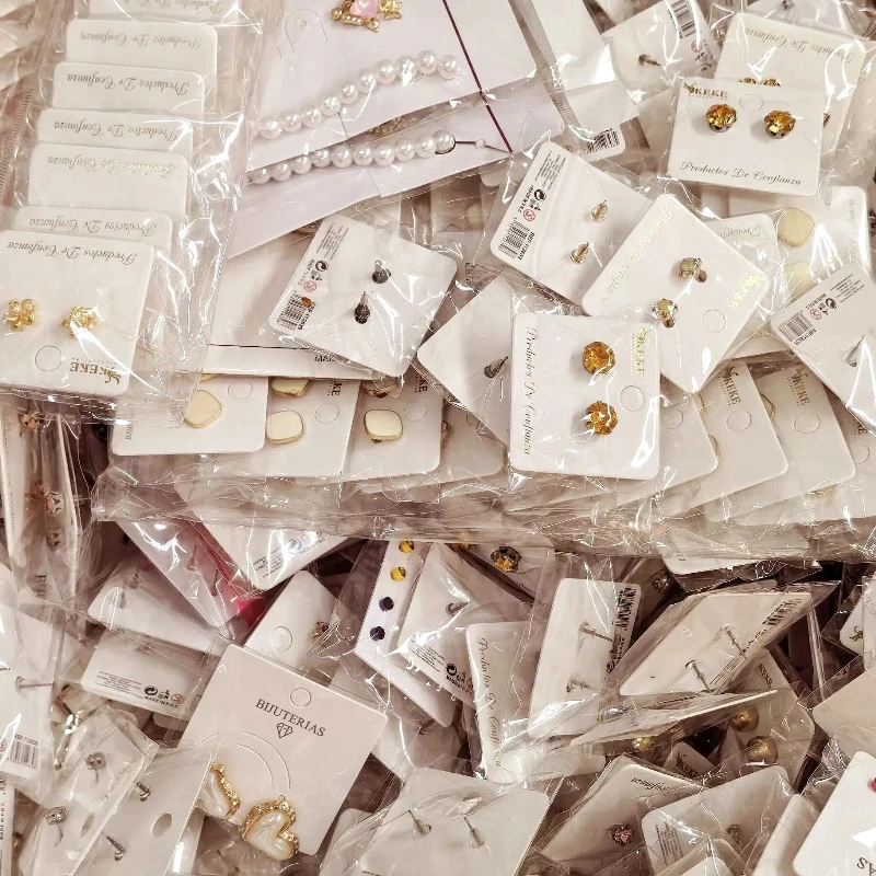 

Random 1/10/30/50/100 Piece Fancy Jewelry Collection for Women Necklace Earrings Rings Small Bracelets Party Gift