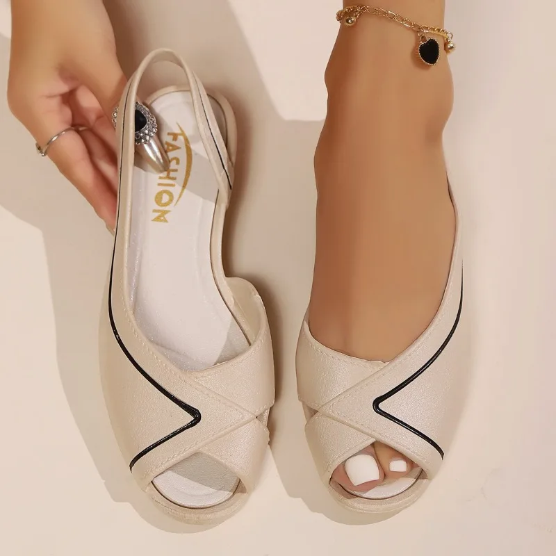 New hollow sandals fashion round head fish mouth shoes flat non-slip casual color match summer women\'s shoes