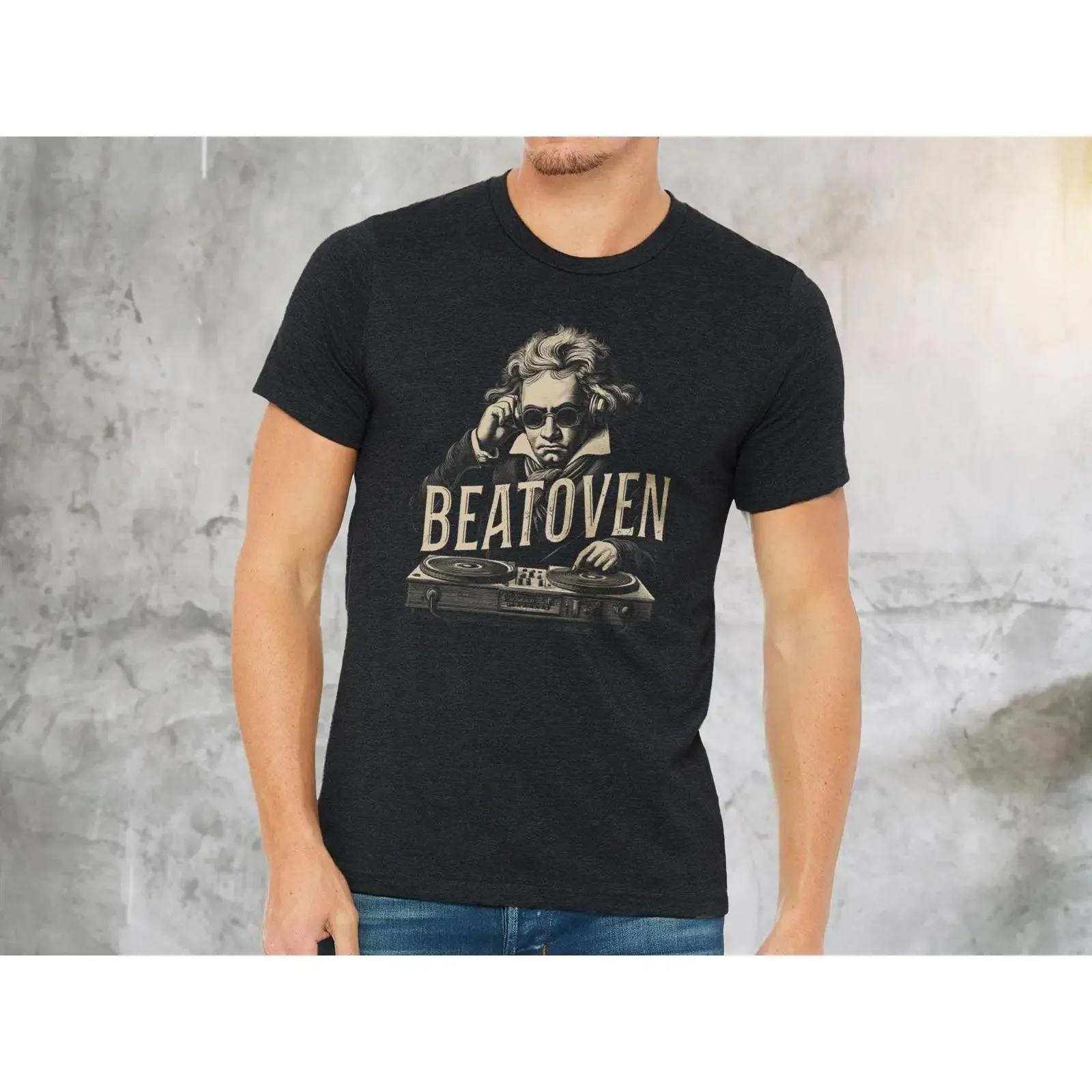Beatoven T Shirt Beethoven DJ Music Lover vintage Washed streetwear fashion designer clothes Stylish graphic homme Slightly
