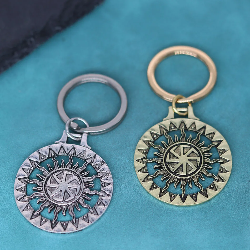 

Slavic Kolovrat Sun Symbol Pendant Keychain For Men Women Viking Key Chains Nordic Amulet Talisman Gift