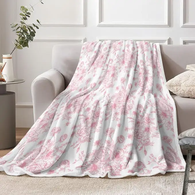 Sweet Cherry Throw Blanket Pink Floral Pattern Plush Blankets Kawaii Fruit Bedroom Decor Sofa Nap Cover Cozy Bedding Blanket