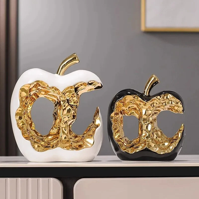 

Gold-plated Apple Hollow Out Crafts Ceramic Sculpture Desk Decoration Ornaments Creative Apple Statue Room Aesthetic Decor