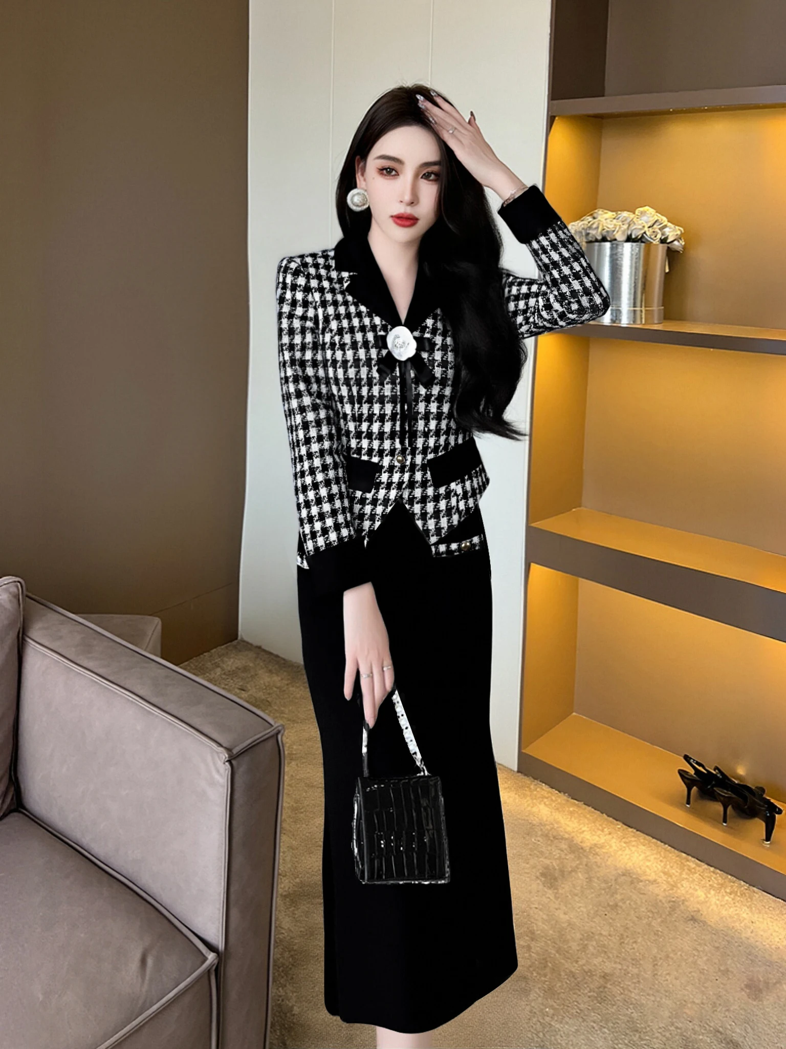 

Autumn 2026 New Style Retro Plaid Jacket And Fish Tail Skirt Set Two Piece Set Elegant Ladylike Look round Neck Long Sleeve P...