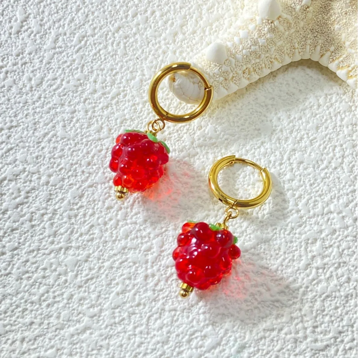 Stainless steel titanium steel non-fading earrings glazed raspberry pendant ear buckle fresh and sweet fruit ear stud earrings