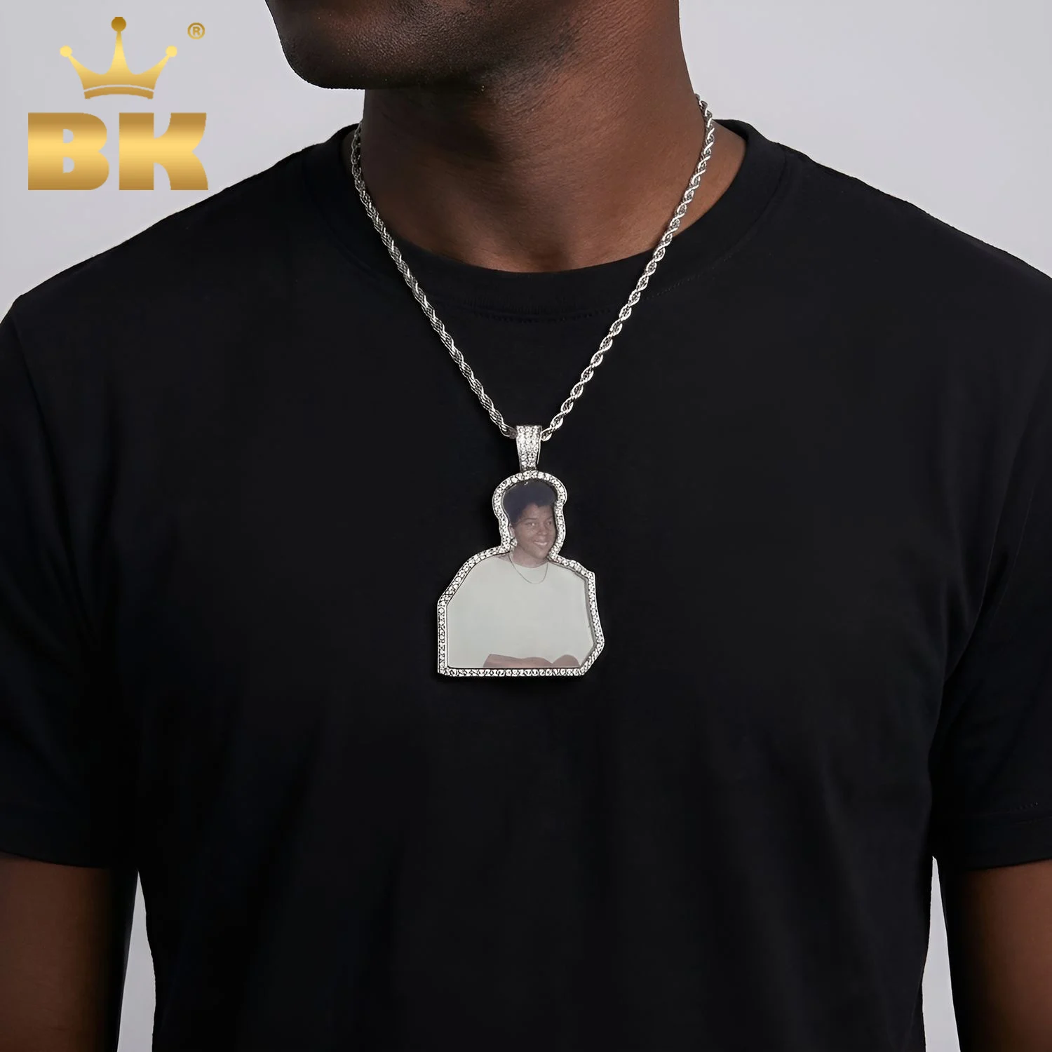 TBTK Custom Photo Necklace Iced Out Frame Personalized Picture Pendant Hip Hop Memorial Photo Medallion Charm Men Women Jewelry