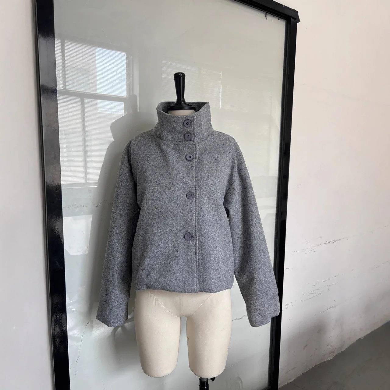 معاطف قصيرة من الصوف للنساء سترات مزج بياقة واقفة معطف سميك دافئ Y2k ملابس الشارع الشهير ملابس خارجية للعمل لخريف وشتاء 2025