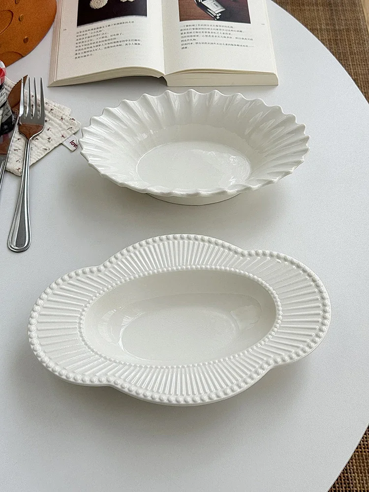 Anmuli Large Order Medieval Style Relief Four Leaf Clover Ceramic Salad Dinner Plate Oval Fish Plate Multifunctional Dishware