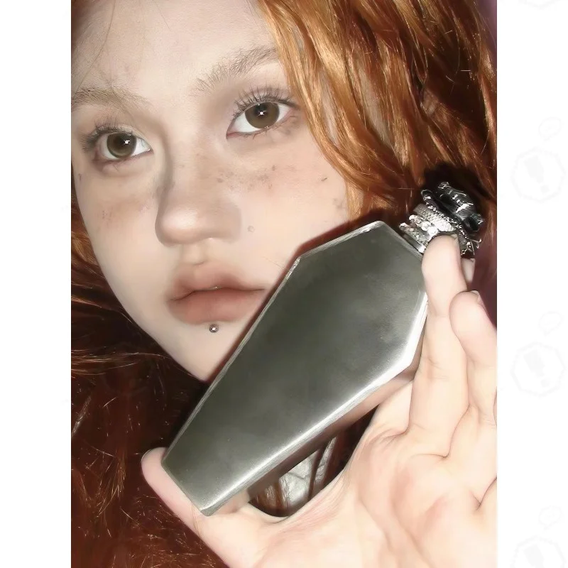 0.8mm Thick 304 Stainless Steel Mini Portable Hip Flask Gift