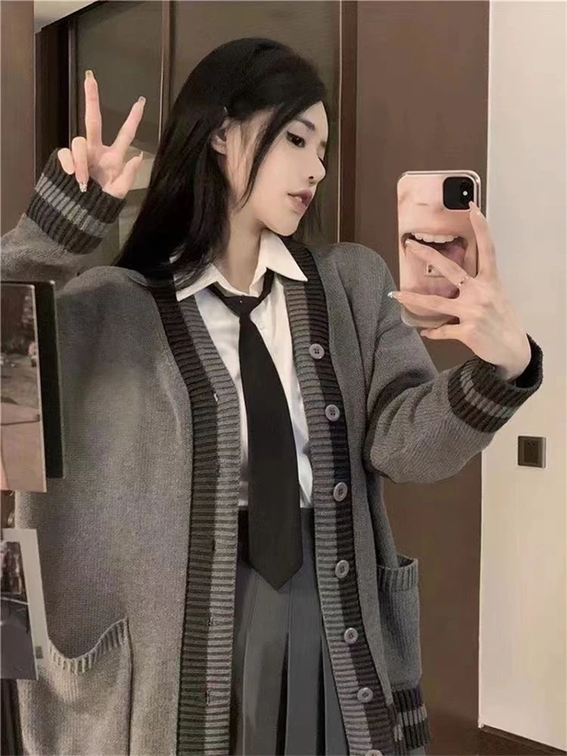 Korean American Academy Style Grey Sweater Cardigan Women's Cotton V-Neck Button Pocket Oversize Knitted Sweater JK School Girl