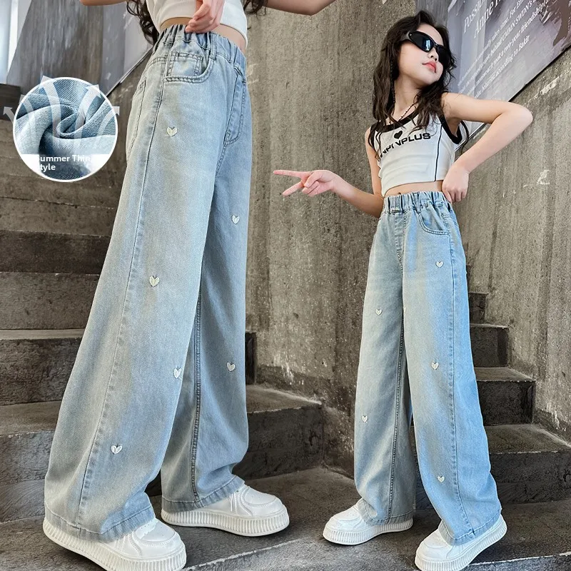 Pantaloni di jeans sottili a taglio dritto a gamba larga da donna nuovi estivi Materiale Lyocell Love Heart Design Jeans per ragazze delle scuole medie