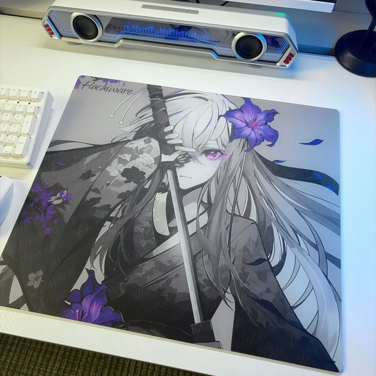 Ins Black Fusang Flower Girl Glass Mouse Pad Gaming Pad Smooth Frosted Surface Waterproof Desk Tempered Multiple Sizes Optional