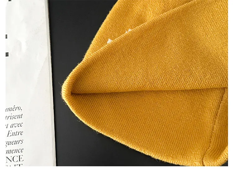 Koreanischer Stil Buchstaben-Jacquard-Strickmützen für Damen Herbst Winter Neue Warme Gesichtsformende Ohrenschutz-Slouchy-Kopfwickelmütze – Detail 6