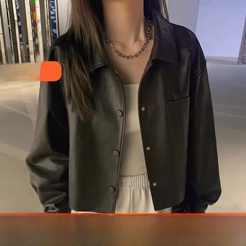 スタイリッシュなショート Pu レザージャケットの女性のファッション香港スタイルオートバイコート春秋冬人気の D-Lee 新しいバックル