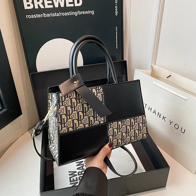 

2025 Women's Contrasting Color Tote Bag - Fashionable Splicing, European - American Retro Style Shoulder Messenger Bag