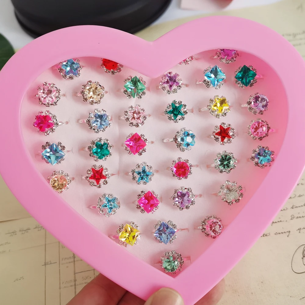 12/36 Pcs/box Adjustable Alloy Crystal Baby Girl Rings Fashion Children with Heart Shaped Showcase Gift Jewelry