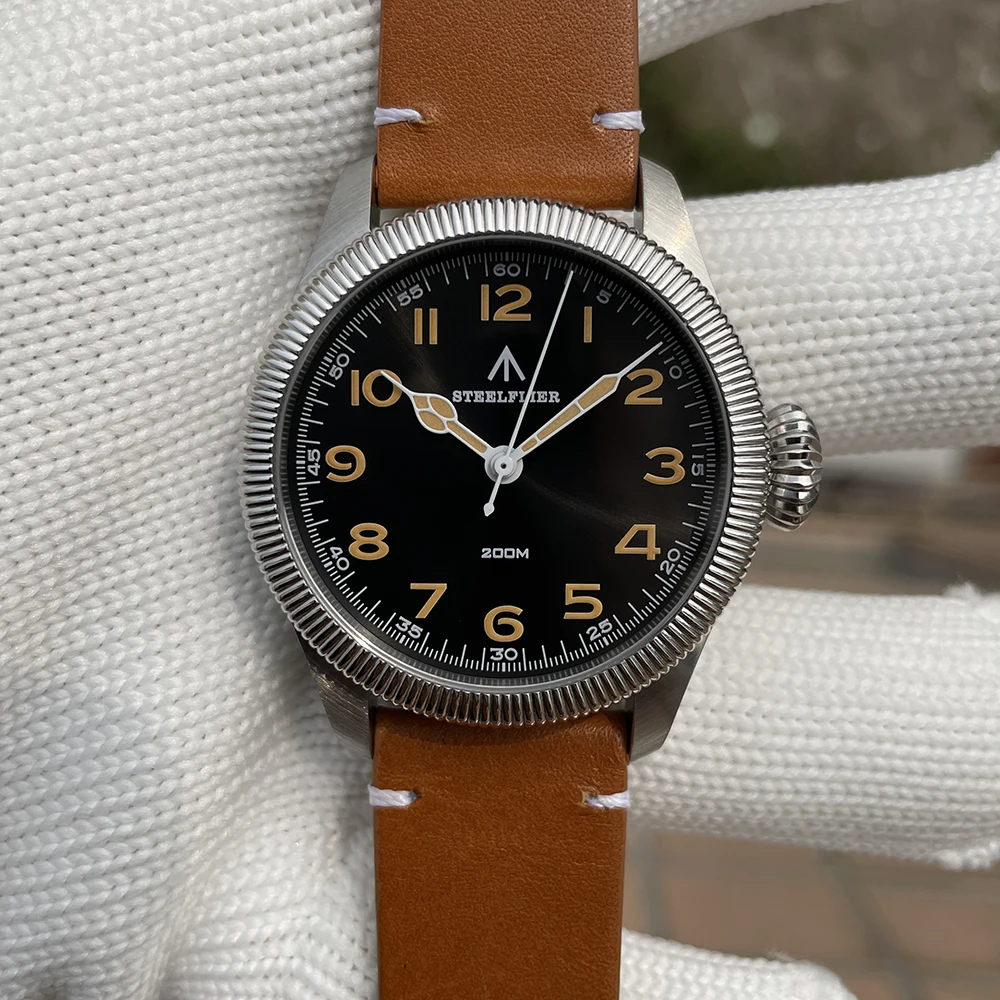 STEELFLIER Offizielle SF741 klassische Quarz-Armbanduhr, Souvenirs, Saphirspiegel, VH31, stumm, 200 m wasserdicht, luxuriöse Leuchtuhr – Detail 17