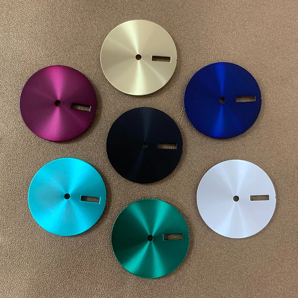 Custom LOGO MinimallySolid Color Watch Dial No Scale 28.5MM No Fluorescence Double Calendar Dial for NH35/36 Movement Modified