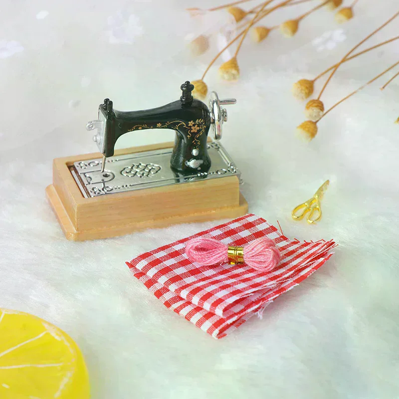 1/12 Dollhouse Miniature Sewing Machine with Scissors Thread Cloth For Kids Children Toy Safe For Children Non Toxic