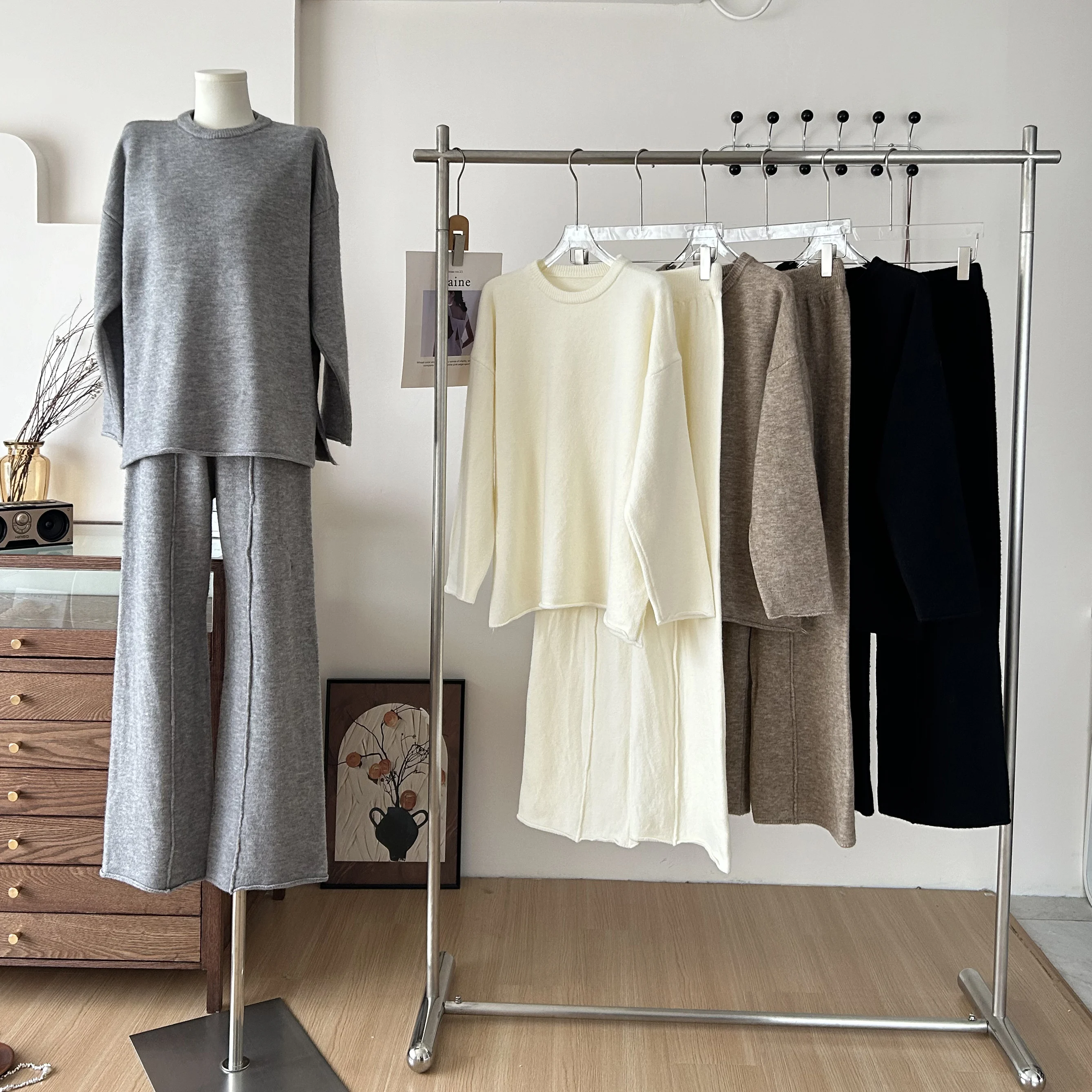 

Женский осенне-зимний повседневный комплект из двух предметов, женский свободный пуловер с круглым вырезом и длинными рукавами + широкие брюки с высокой талией