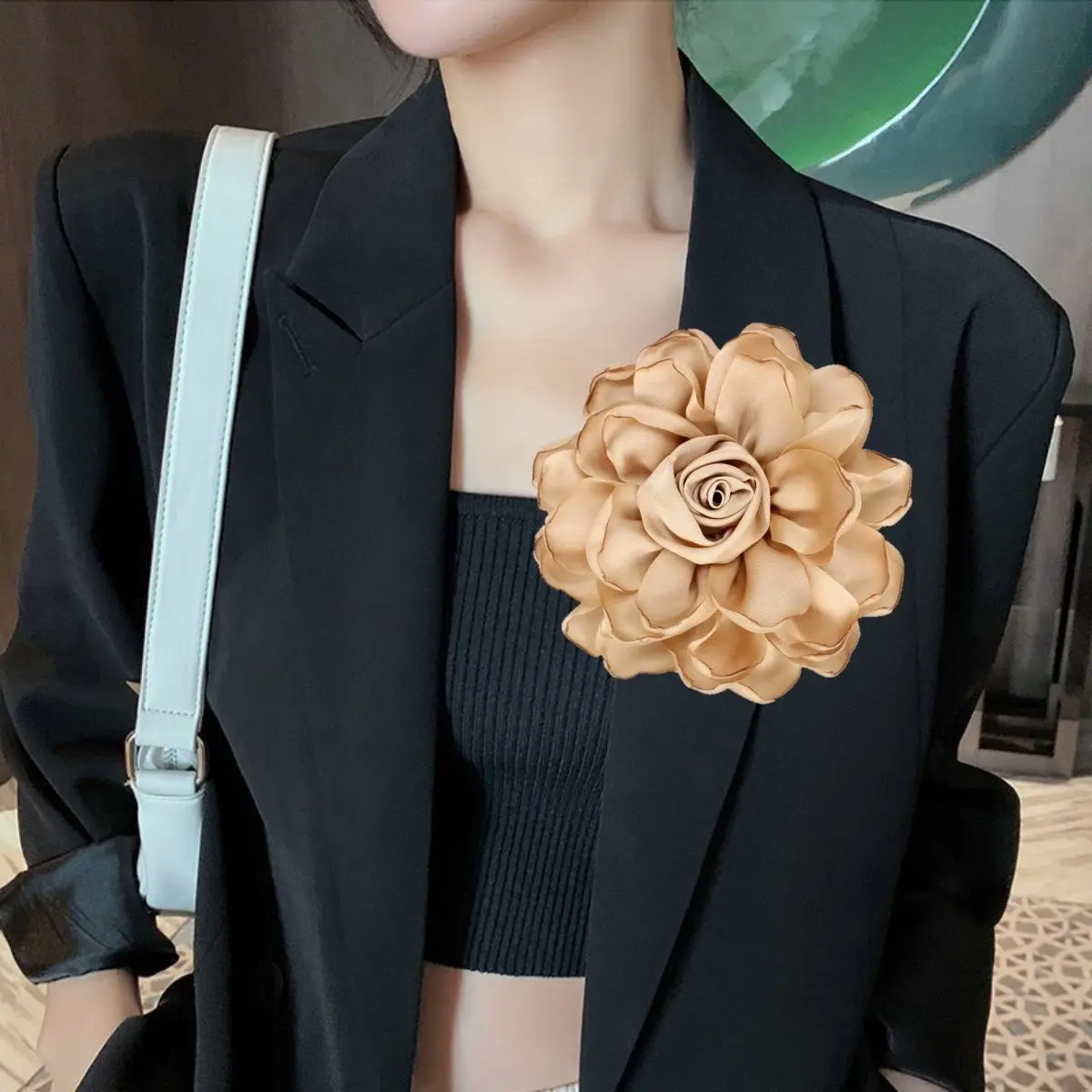 Broche Fleur en Satin Français pour Femme, Accessoire de Vêtement de Travail, Camélia et Rose Artificielle, Décoration
