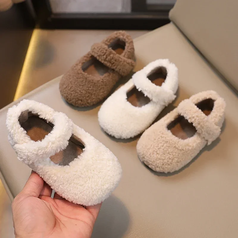 

Winter New Children Flat Shoes Fur Cover Toe Light Warm Kids Casual Shoe 2025 Plush Warm Non-slip Leisure Comfy Boys Girls Shoe